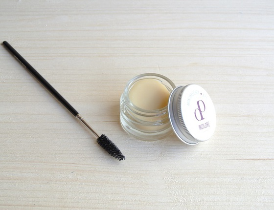 Mascara incolore et nourrissant