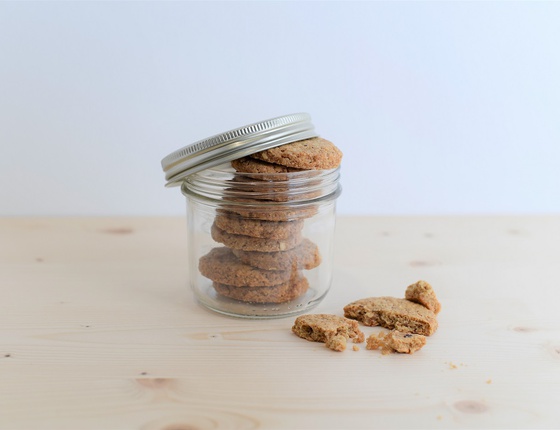 Biscuit noisettes & oranges confites bio, local & vegan