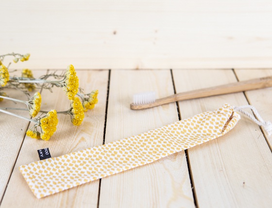 Pochette en tissu pour brosse à dents