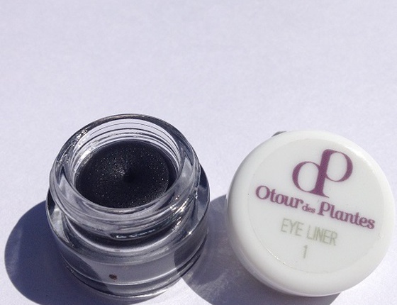 Eye liner noir