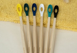 Manche de brosse à dents en bois rechargeable Apimani - adulte